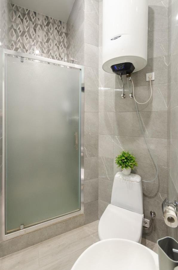 New Apartment Near Railway Station 1A Kiew Exterior foto
